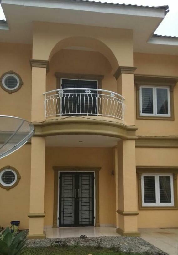 Villa Brastagi Resort Jalan Mimpin Tua Blok C No. 41 Berastagi Eksteriør billede