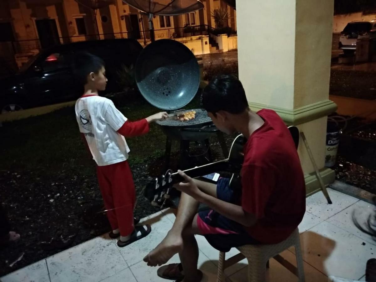 Villa Brastagi Resort Jalan Mimpin Tua Blok C No. 41 Berastagi Eksteriør billede